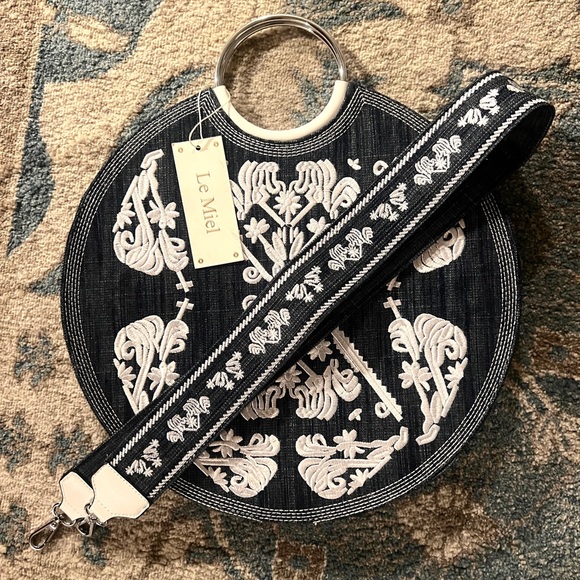 Le Miel large round denim purse or crossbody bag New With Tags 14.5β - Picture 2 of 7